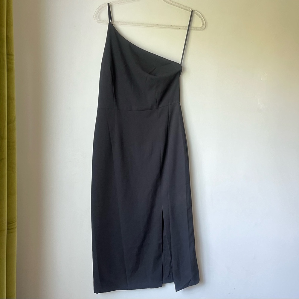 Petal & Pup Xiomar Black One Shoulder Midi Dress 6 - Picture 7 of 10